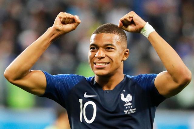 阿内尔卡：想拿金球 姆巴佩得离开巴黎去皇马英超